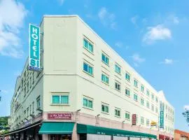 싱가포르 창이 국제공항 - SIN 근처 호텔 Hotel 81 Tristar