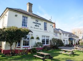 The Mortimer Arms, hotel near Peppa Pig World at Paultons Park, Romsey
