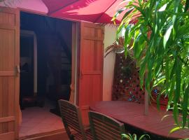 T3 Duplex Meublé Lagon Réunion, hotel in La Saline les Bains