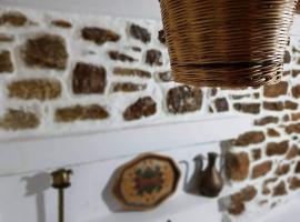 Traditional house Kassandra's, hotel en Ermioni