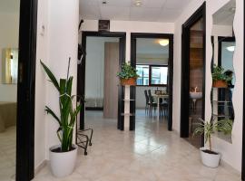 ITALY-HOUSE Brigida 100 Termoli Molise, hotel v destinaci Termoli