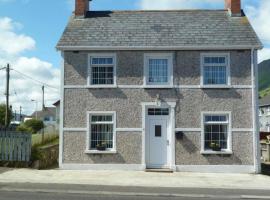 Glens of Antrim Beach House - On the Coast, hotel u gradu Glenariff