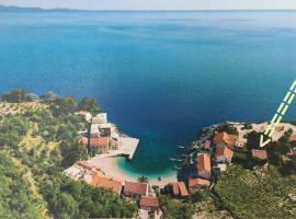 Villa Palma mit Kajaks am Strand, hotel em Podobuče