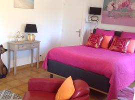 Charmant Appartement 2 pièces, hotel en Eccica-Suarella