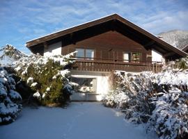 Ferienhaus Werthmann, hotelli kohteessa Mittenwald