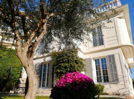 B&B Villa Blanche, hotel em Cannes