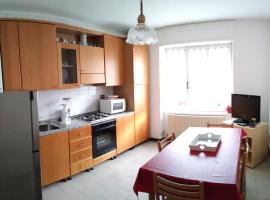 casa zio Ubaldo CIR 016201-CNI-00001, дешевий готель у місті Rovetta