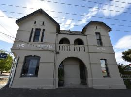 The Canberra Hotel, hotel v destinaci Ballarat