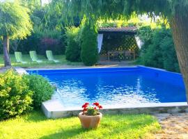 Toscana Villa, hotel s bazenima u gradu 'Snagov'