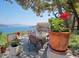 Apartments Mirna, hotel in Korčula