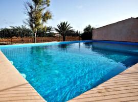 Finca Agroturismo Sa Cova den Borino, hotel v destinaci Campos