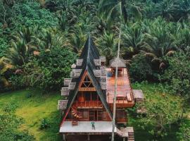 Camiguin Volcano Houses - A-Frame house, hotel in Mambajao