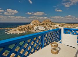 Alkioni Hotel, готель, де можна проживати з хатніми тваринами у місті Foin&iacute;kion