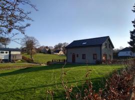 Gezellige chalet in Hoge Venen, casa de temporada em Uberweywertz