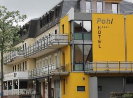 Hotel Pohl, viešbutis su baseinais mieste Kinheimas