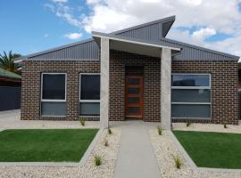 Wimmera Plains, cottage in Horsham