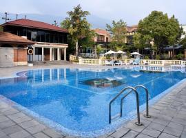 Park Village Resort by KGH Group, viešbutis Katmandu, netoliese – Sleeping Vishnu