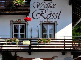 "0" Sterne Hotel Weisses Rössl in Leutasch/Tirol, Cama e café (B&B) em Leutasch