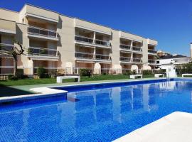 Solmar II Solo Familias Serviplaya, hotel in Playa de Xeraco