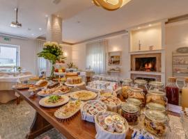 마리나 디 체치나에 위치한 호텔 Hotel Massimo