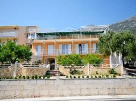 Apartments Josko