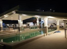 Hotel Emmanuelle, Hotel in Gamu