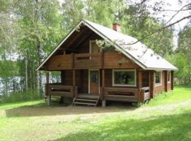 Holiday Home Pellervo by Interhome, hotel con parcheggio a Kurkimaki