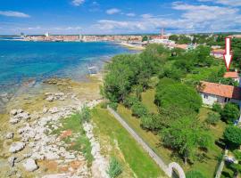 Holiday Home Aron by Interhome, hotel in Umag