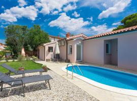 Holiday Home Lino by Interhome, hotel in Štinjan