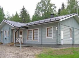 Holiday Home Rusakko by Interhome, hotel with parking in Lahdenperä