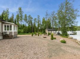 Holiday Home Villa pihlaja by Interhome, alojamento para férias em Valkeala