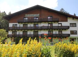 Pension Hubertushof beim Römerbad, hôtel à Bad Kleinkirchheim