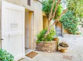 Studio Village de Bormes les Mimosas by Interhome