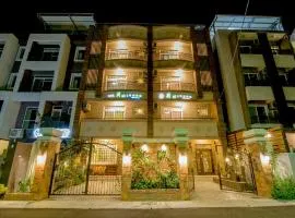 Holby No.8 Elevator Homestay