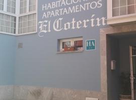 Hotel El Coterin Apartamentos y Habitaciones, מלון בארנאס דה קבראלס