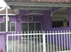Cottage Muslim Homestay ByWawaSha