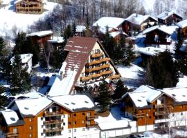 Hotel Adret, hotel cerca de Vallee Blanche Ski Lift, Les Deux Alpes