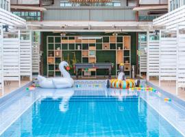 Villa Pool Lay, hotel near Phoenix Gold Golf and Country Club, Ban Huai Yai