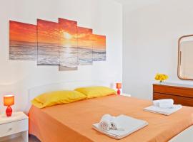 Focallo Seaside Holiday Flat, hotel en Santa Maria del Focallo