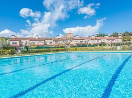 HomeHolidaysRentals Moonlight, hotell i Santa Susanna