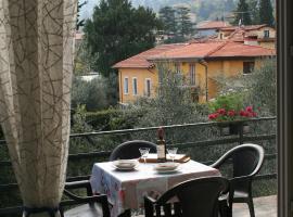 La terrazza sugli ulivi, holiday home in Toscolano Maderno