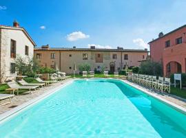 Apartment La Chicca by Interhome, hotel med pool i Castagno