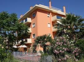 Apartment Azzurra by Interhome, hotel i Porto dʼAscoli