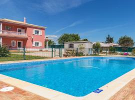 Villa Das Amendoeiras by Interhome, hotel a Estevais