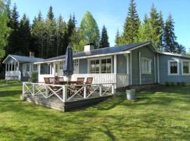 Holiday Home Pitkälahti by Interhome, hotel a Vehmaskylä