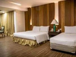 La Fiesta Hotel
