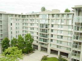 Simon Hotel at Simon Fraser University, hotel in Burnaby