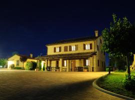 Il Casale, hotel v destinaci Treia