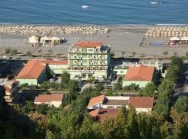 Hotel Germania, hotel v destinácii Praia a Mare