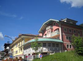 La Meisules, hotel in Pozza di Fassa